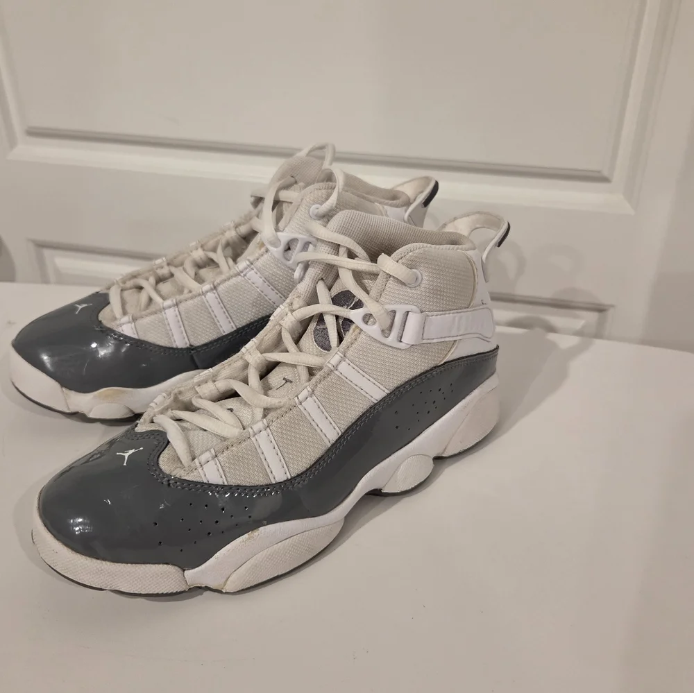 JORDAN 6 RINGS YOUTH SNEAKERS GREY/WHITE SIZE 3